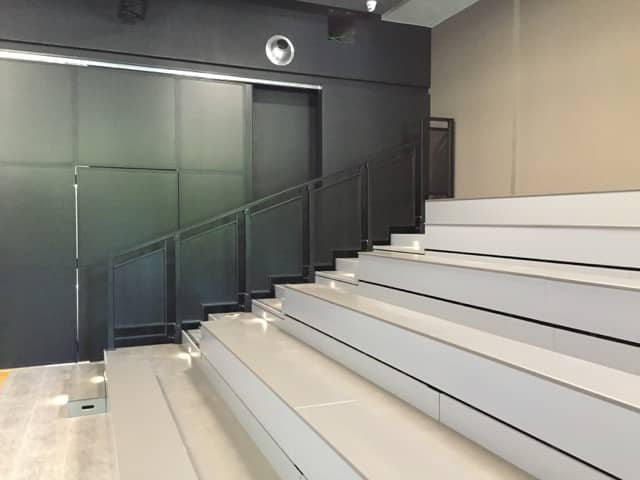 Installation tribune fixe