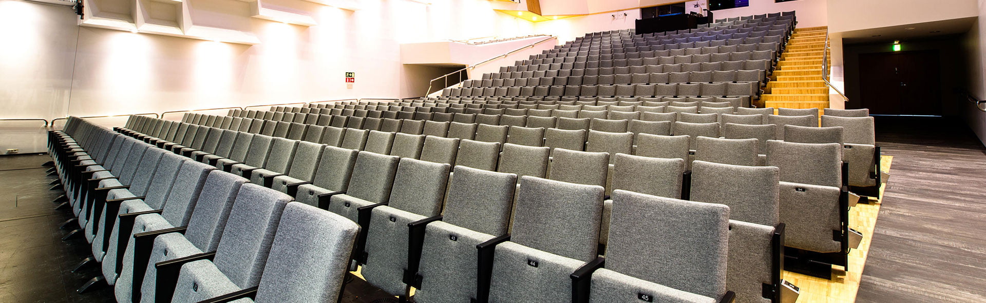 theatre drama fauteuil