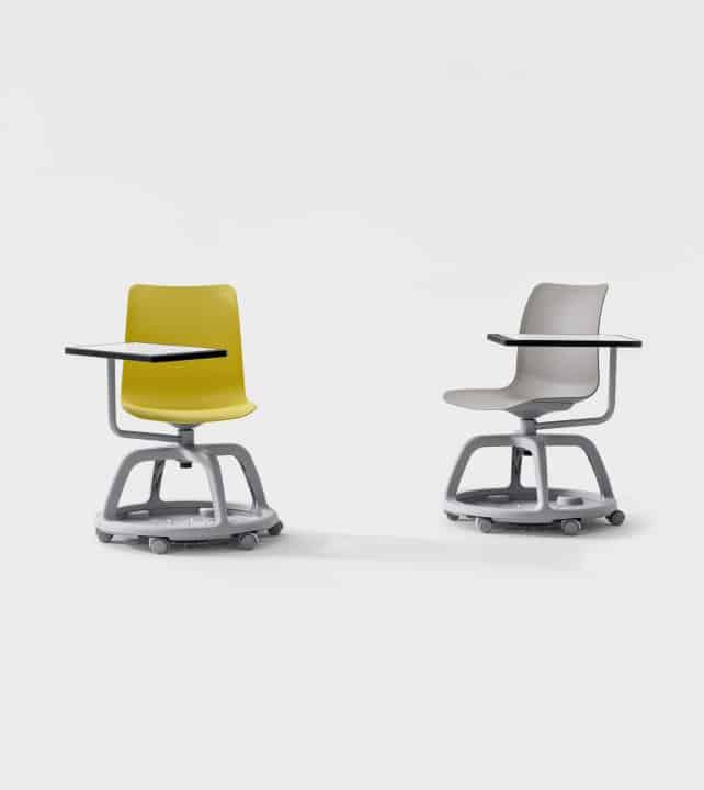chaise scolaire roulettes