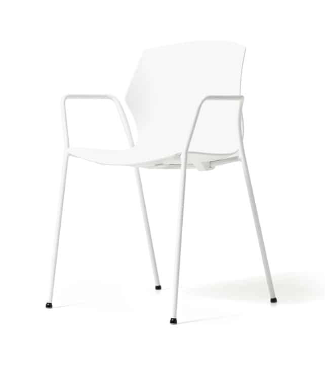 chaise avec accoudoirs
